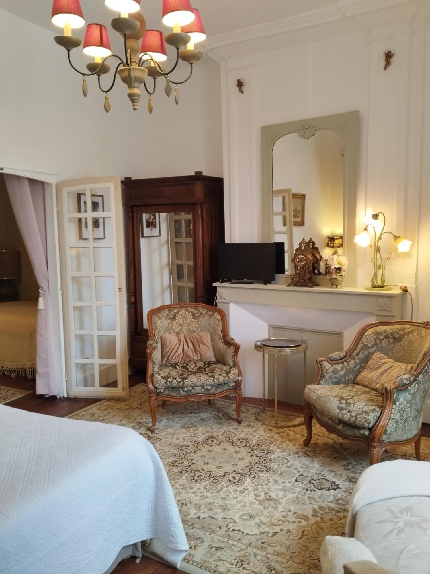 Le Logis De Saint Cyr Issoudun Exterior foto